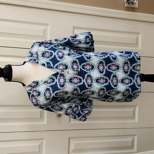 Tracy Negoshian,  Women's Top,  Size Small,  Blue, Green,  white design